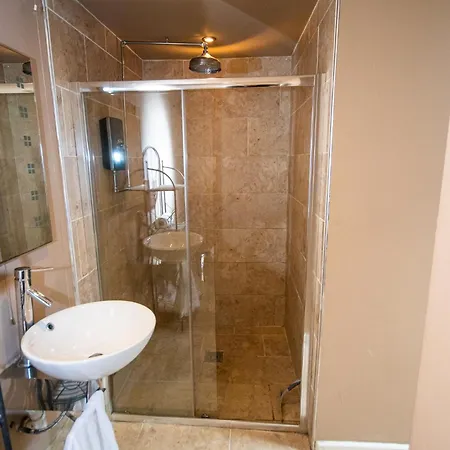 Hébergement de vacances Modern 1-bed House In For 4 People